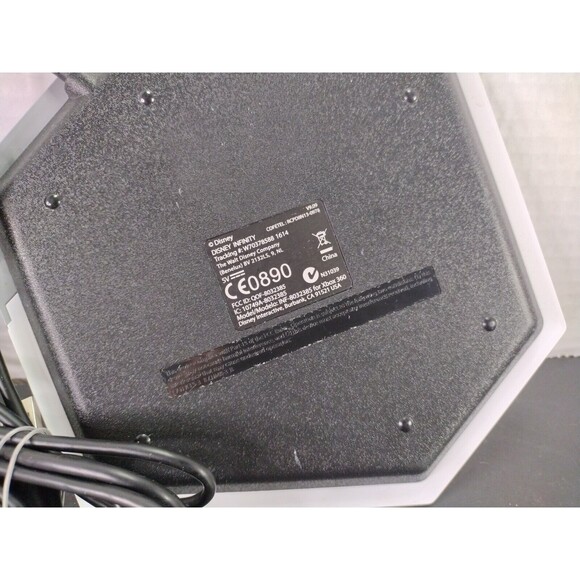 Disney Infinity INF-8032385 Portal Base Pad Microsoft Xbox 360 - Picture 2 of 2